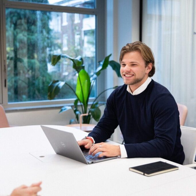 Employer conducting a Work experience check